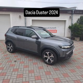 Na dílnu mi zavítala po předchozí domluvě s majitelem Danem zcela nová Dacia Duster na upgrade předních reproduktorů. S...