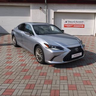 Tlumení a odhlučnění všech čtyř dveří na zánovním Lexusu ES300h z roku 2023. Na dílnu mi po předchozí dohodě přistavil...